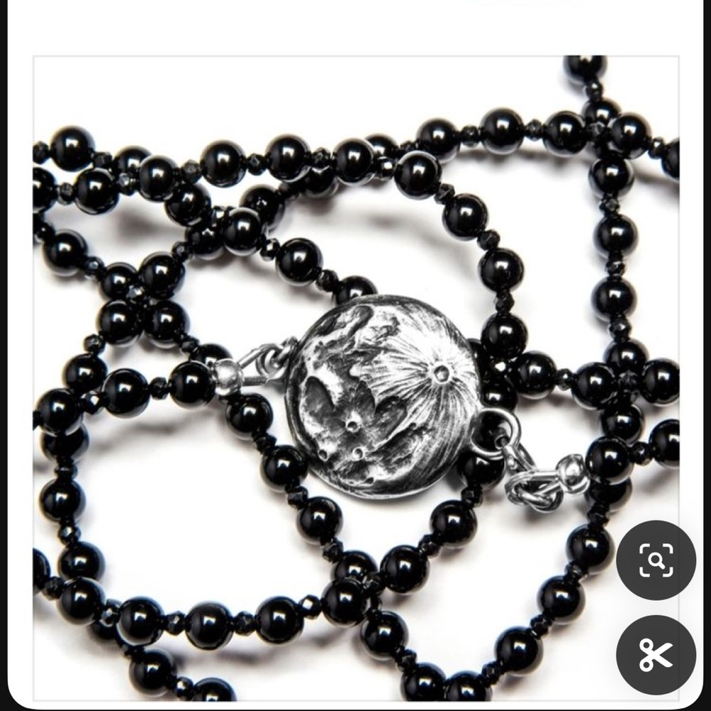 Bloodmilk Morgana on the Moon mourning strand 55”
